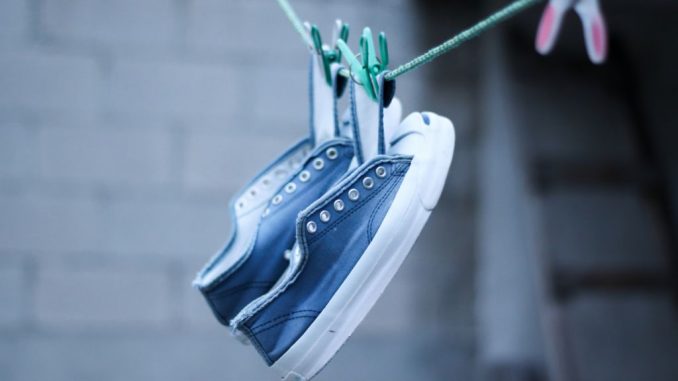 TENIS LAVAR
