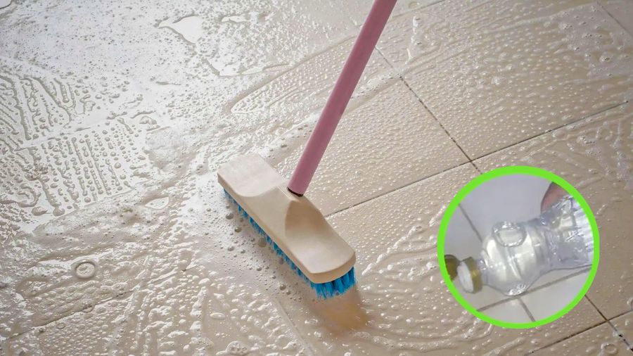 Cómo Hacer un Limpiador de Pisos con Vinagre que no deje Rayas y Limpie las Lechadas de las Losetas