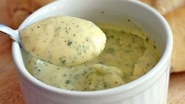 Descubre el Secreto para Hacer la Mejor Salsa de Ajo Casera en Tiempo Récord.