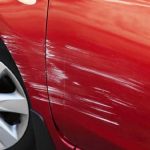 Secretos Caseros para Despedirte de los Rallones en la Pintura de tu Auto