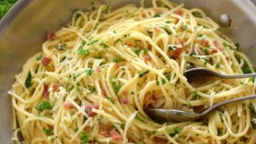 Receta de Espaguetis con Ajo y Perejil – Mas Facil, Imposible