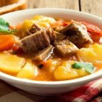 Sopa de Verduras con Carne-  Una Opcion Saludable para Probar