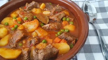 Delicioso Guiso de Patatas y Carne