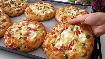 ¿Qué Cocinar para la Cena? Prepara esta increíblemente deliciosa RECETA de Mini Pizzas al Horno: ¡Excelente idea!