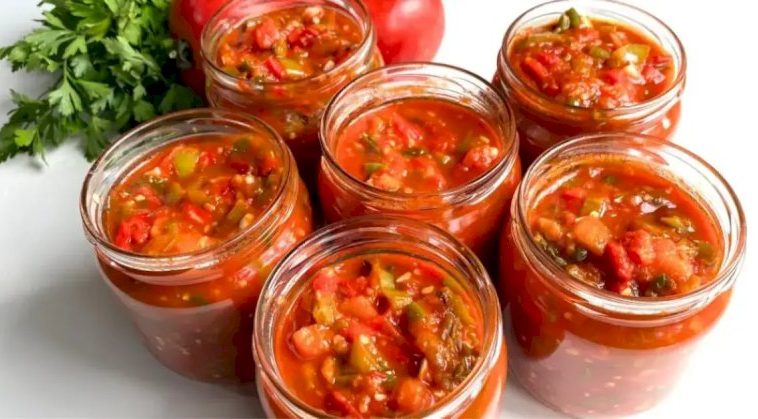 Como hacer Salsa deTomate para conservar ¡Receta de la Abuela!