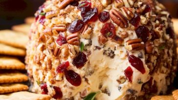Bola de Queso con Nueces y Arándanos