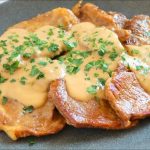 Filetes de Cerdo en Salsa de Cebolla. Tan fácil como económico.