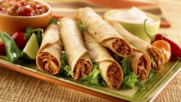 Flautas de Pollo y Queso: Deliciosa Receta