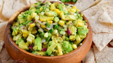 Salsa de Maíz y Aguacate: Una Explosión de Sabores Naturales para tus Platos Favoritos