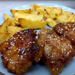 Cerdo crujiente con Papas al Horno: una combinación perfecta para una cena especial