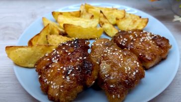 Cerdo crujiente con Papas al Horno: una combinación perfecta para una cena especial