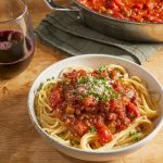 Deliciosa Receta de Espaguetis con Salsa de Carne: ¡Sabor Italiano en Tu Mesa!