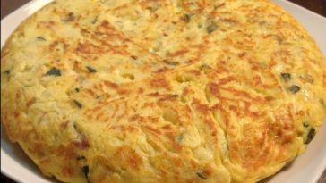 Tortilla de Patata, Cebolla y Calabacín: ¡Un clásico con un toque especial!
