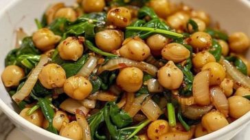 Salteado de Garbanzo y Espinaca: Una Explosión de Sabores Saludables