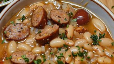 ¡Frijoles Italianos al Estilo Casero que Están Revolucionando la Cocina en 2024!