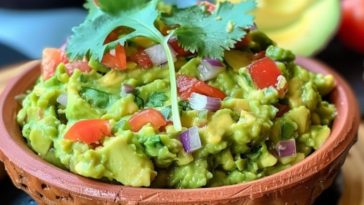 ¿Se te Oxida el Guacamole? Evítalo con este simple truco casero