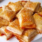 ¡Cuadritos de Hojaldre Rellenos: Perfectos para Fiestas y Reuniones!
