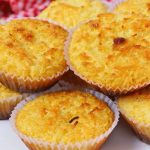 ¡Descubre los Deliciosos Muffins de Coco y Queso! 🍰🥥 Un delicioso Bocado en Tu Mesa