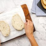¡El Truco Infalible para Revivir tu Pan Duro en Minutos! 🥖✨