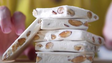 Delicioso Turrón Casero: La Tradición Navideña en Tu Cocina 🎄