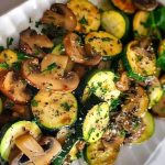 Calabacitas y Champiñones Salteados: Un Salteado Lleno de Sabor y Nutrición