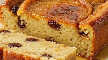 Tienes que probar esta Torta de Pan con Dulce de Leche! Suavidad y sabor en cada bocado