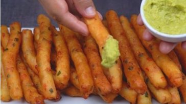 ¡Palitos Crujientes de Papa y Queso que te Harán Agua la Boca!