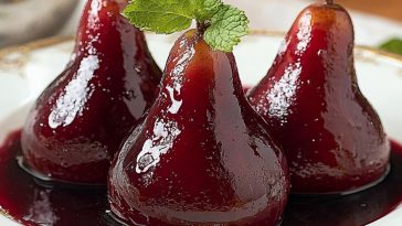 Peras al Vino Tinto: Un Postre Elegante y Delicioso